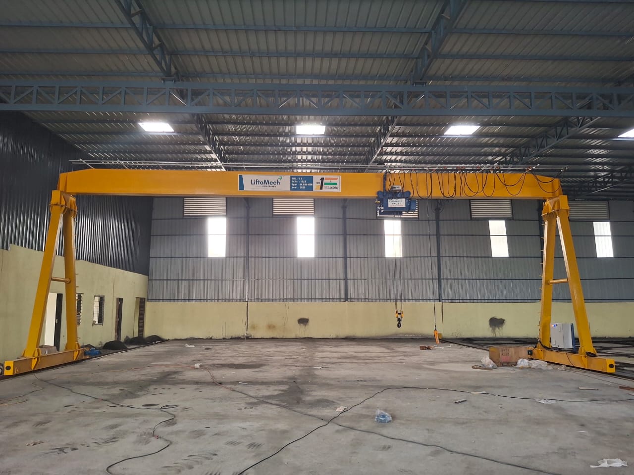 Indoor single girder gantry crane — Single girder gantry, 5 t, 14.3 m, 2026